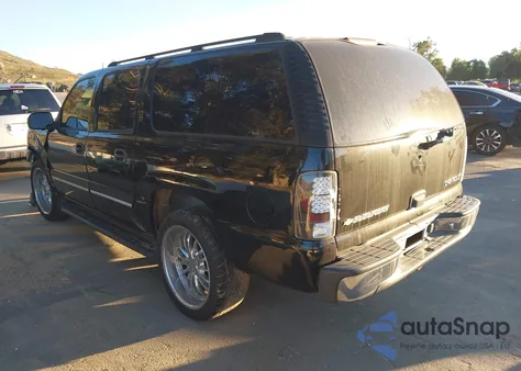 2005 Chevrolet Suburban 1500 Ls from USA, damaged, VIN 3GNEC16Z65G141285